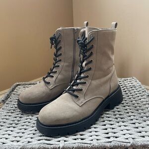 Stylish Tan Combat Boots for Women